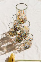 Cargar imagen en el visor de la galería, VASO MARÍA PINTAS