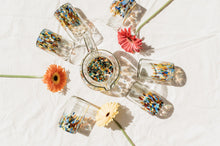 Cargar imagen en el visor de la galería, VASO MARÍA PINTAS