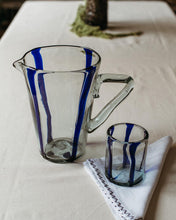 Cargar imagen en el visor de la galería, TUMBLER LÍNEAS COBALTO